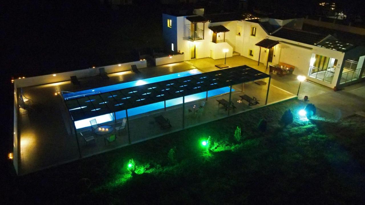 Parissis Eden Villas Skiathos ตรูโลส ภายนอก รูปภาพ