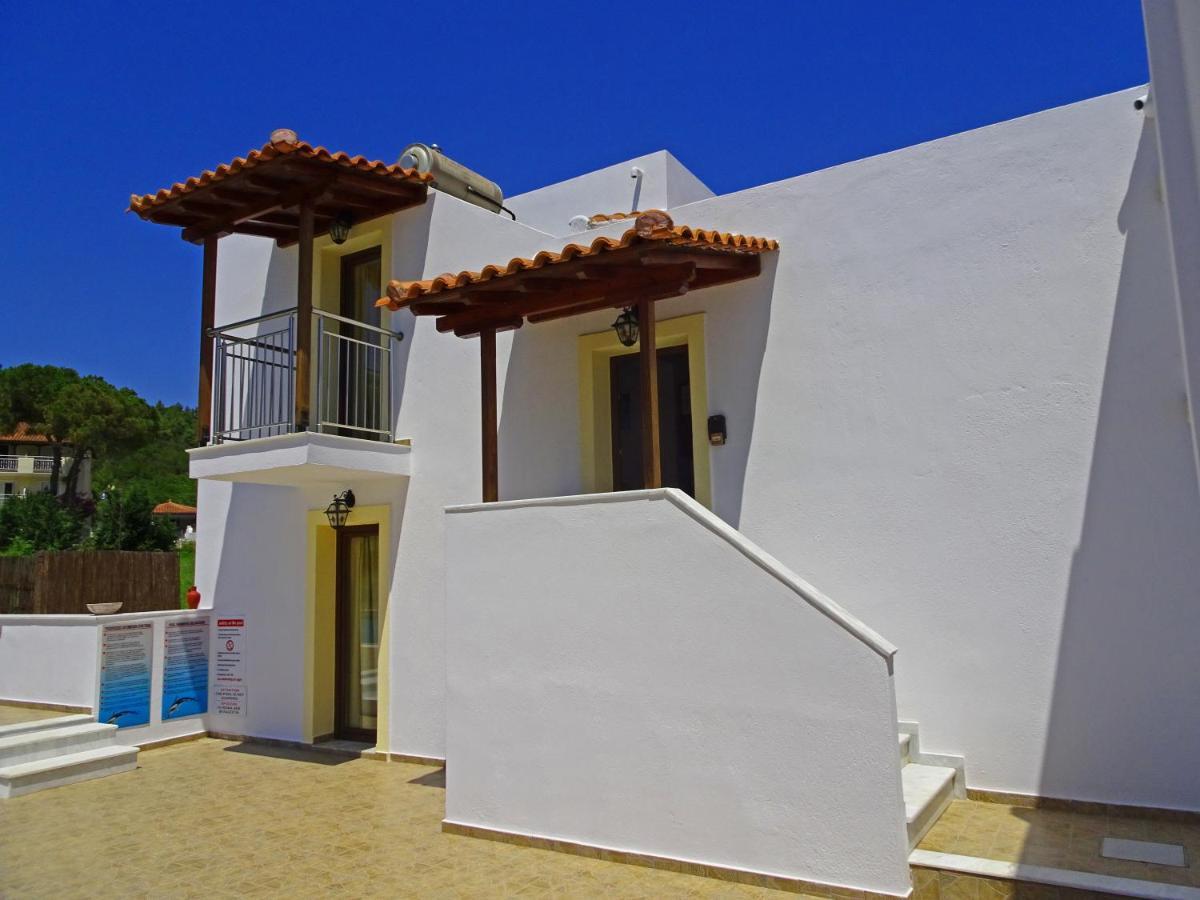 Parissis Eden Villas Skiathos ตรูโลส ภายนอก รูปภาพ